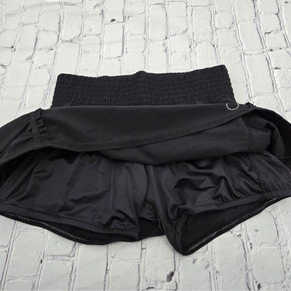 The Bubble Lifestyle “Prince” Black Ruffled Tennis / Golf Skirt Medium - Picture 7 of 11